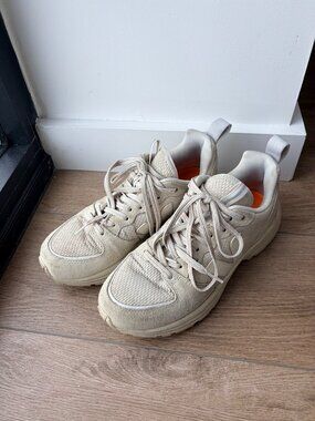 Veja Venturi II, Size 8